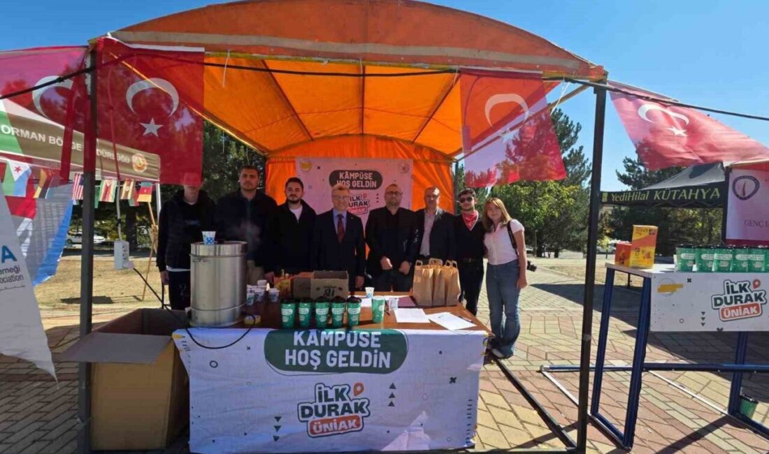 Kütahya Dumlupınar Üniversitesi’nde (DPÜ) 2025-2026 akademik yılı oryantasyon etkinlikleri başladı.