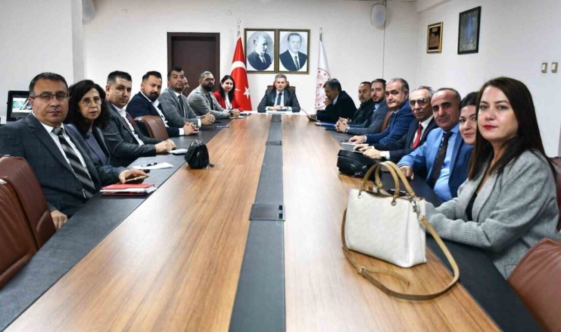 Eskişehir Geleceğin Sesi (ESGES) Sempozyumu öncesinde, sempozyuma katılım sağlayacak 17