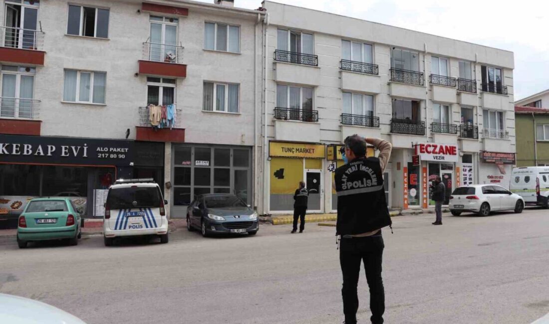 Eskişehir’de küs olduğu eşinin oturduğu binaya tüfekle 2 el ateş