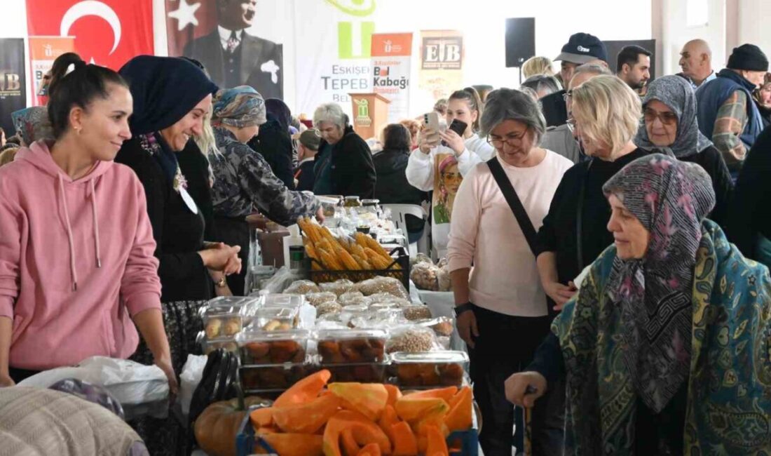 Eskişehir’de büyük bir coşkuyla gerçekleştirilen 3. Kızılinler Bal Kabağı Panayırı’nda