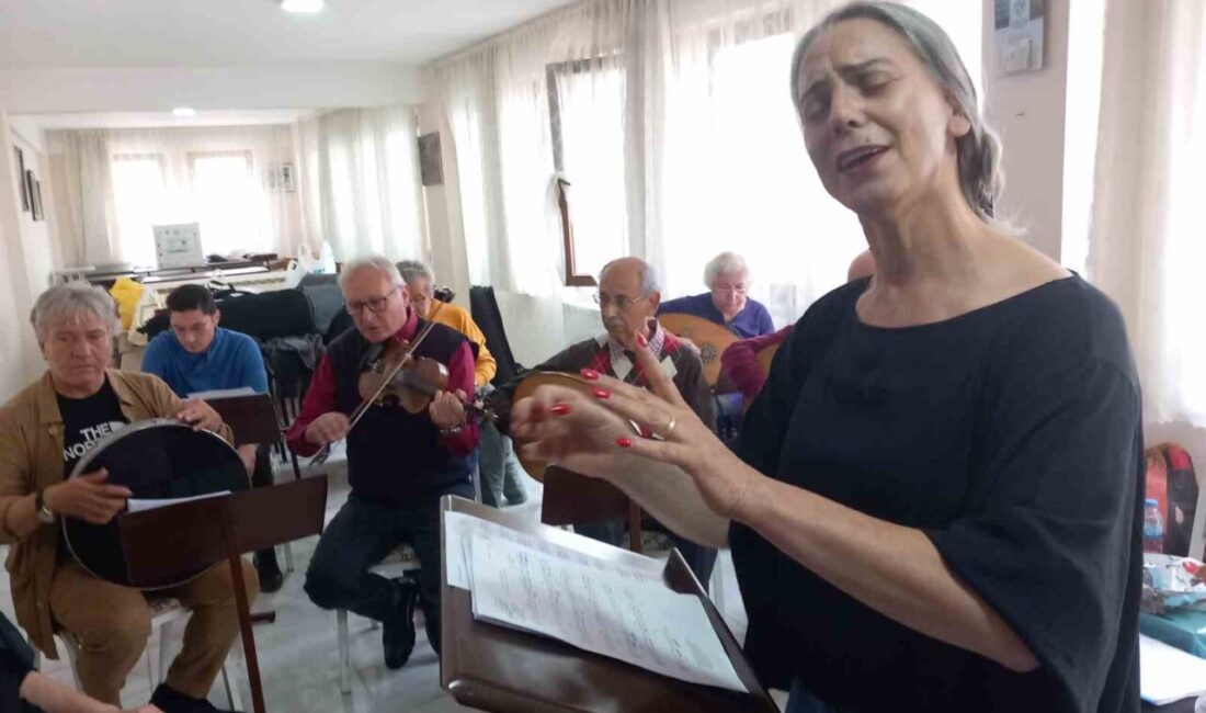 Eskişehirli Bestekâr Hüseyin Erbay yönetiminde Eskişehir’de Türk Sanat Müziği Korosu