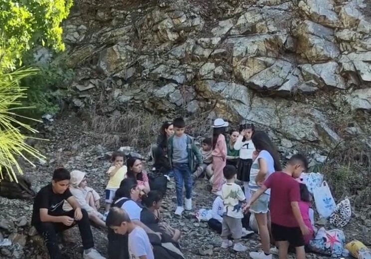 - Göçmen kaçakçılığı iddiasıyla 4 şüpheli gözaltına alındı