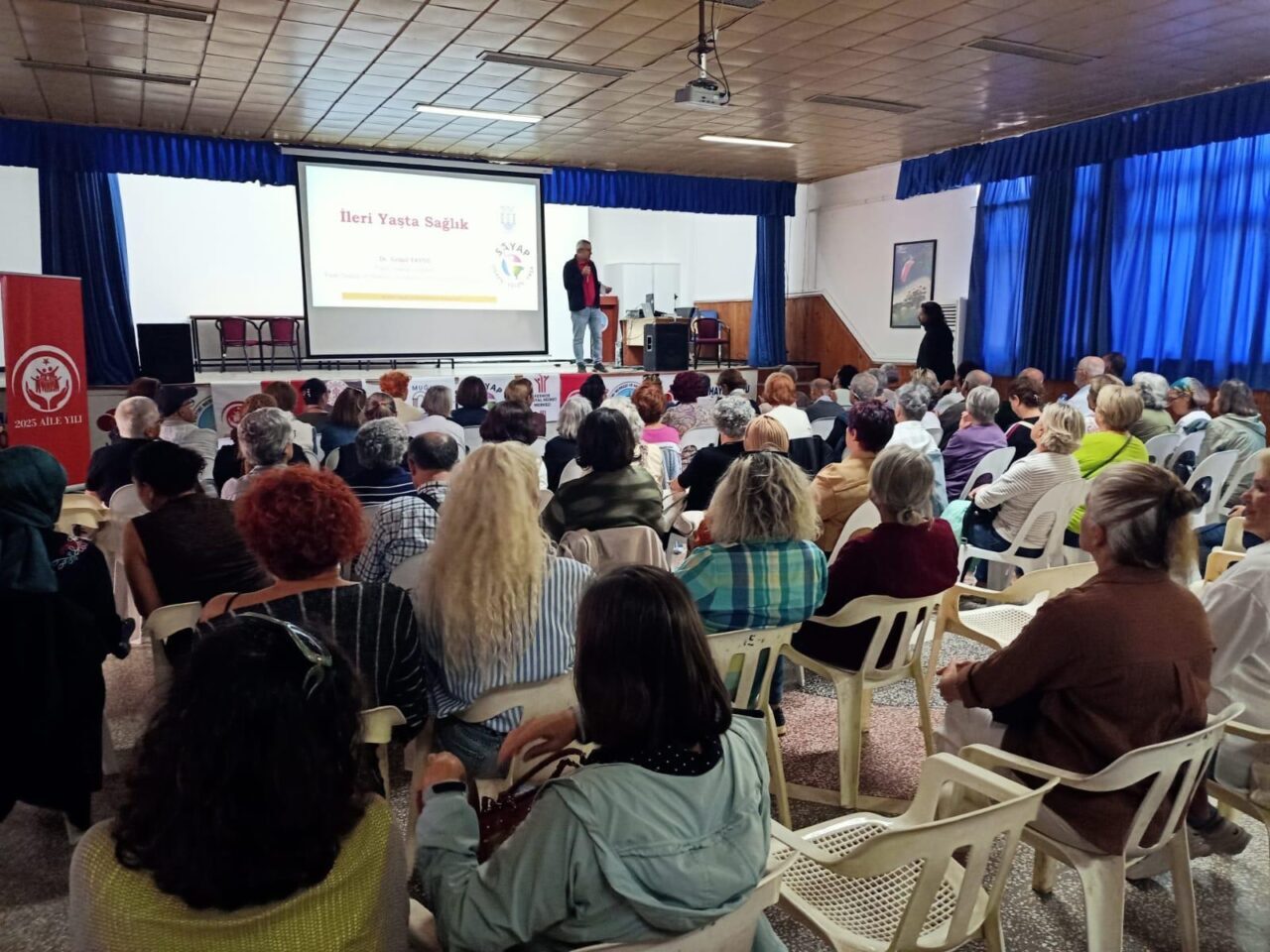 MUĞLA (AA) – Muğla'nın Fethiye ilçesinde "İleri Yaşta Sağlıklı Yaşam"