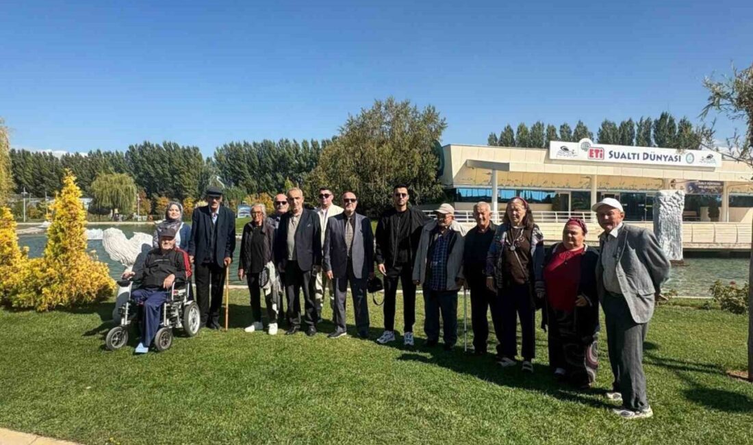 Eskişehir’de 1 Ekim Dünya Yaşlılar Günü münasebetiyle, huzurevinde kalan yaşlılar