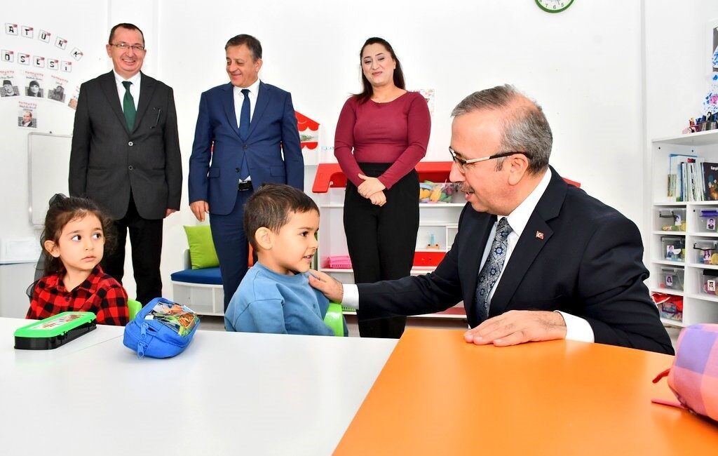 Eskişehir’de Kutipoğlu Anaokulu’nu ziyaret eden İl Milli Eğitim Müdürü Sinan