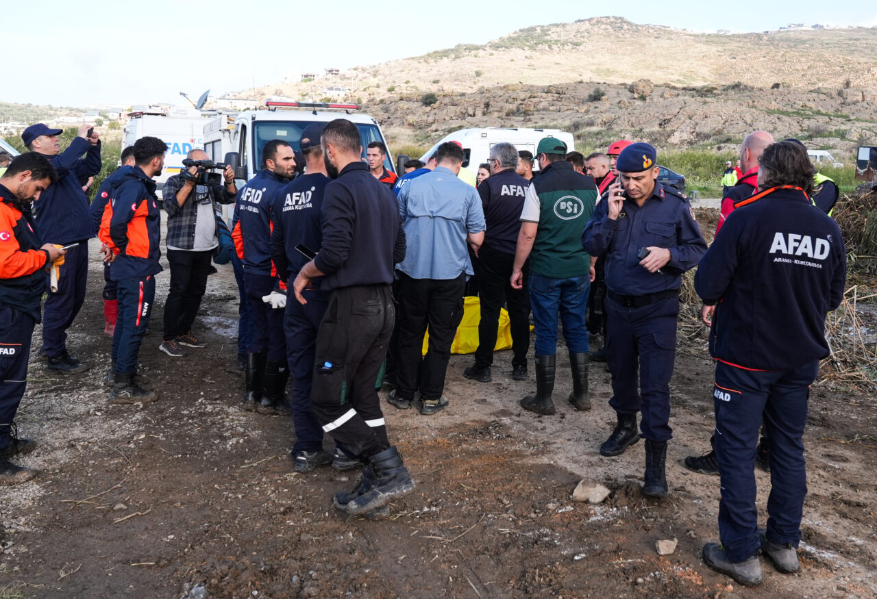 İZMİR (AA) – İzmir'in Foça ilçesinde yaşanan sağanak sonrası sel
