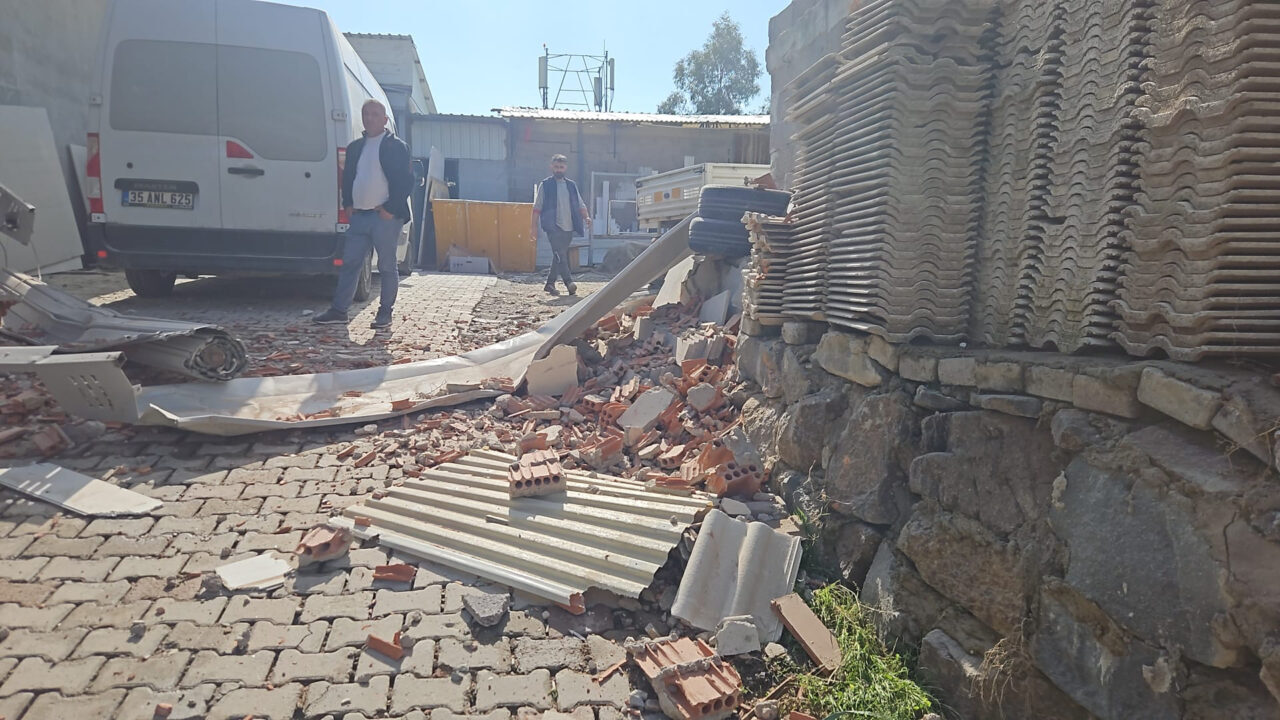 - Ev ve evin yanındaki 2 işletmede zarar oluştu