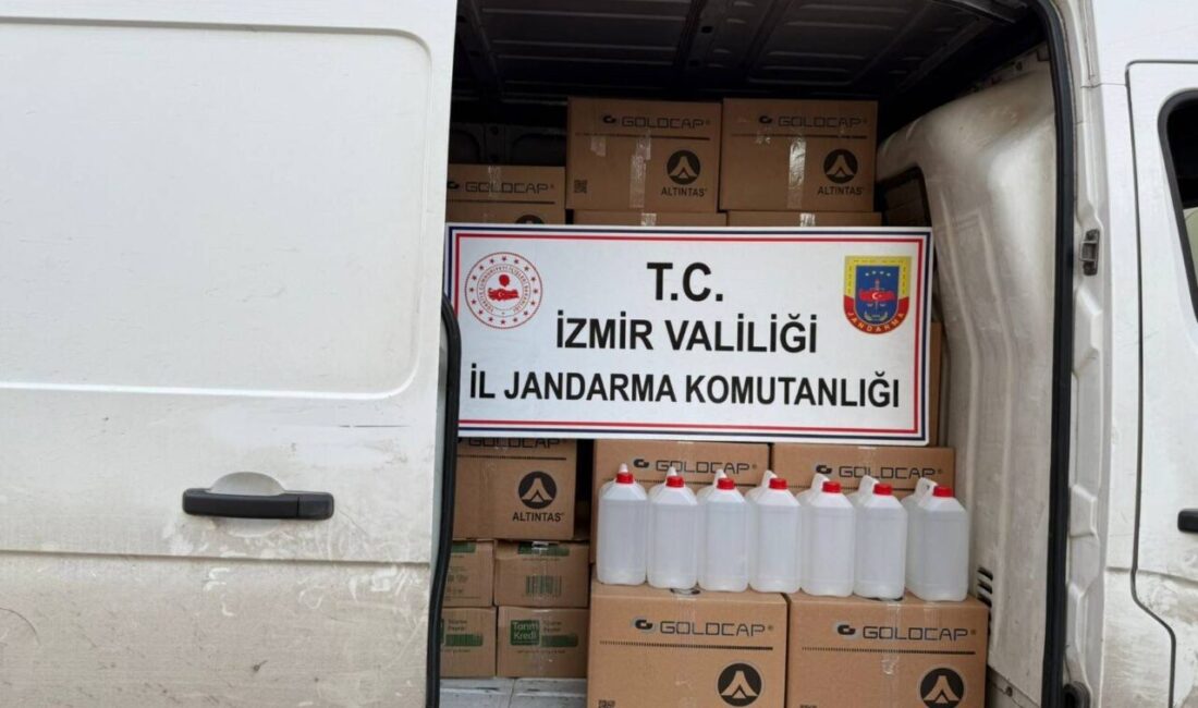 İZMİR (AA) – İzmir'in Karşıyaka ilçesinde düzenlenen kaçakçılık operasyonunda 1