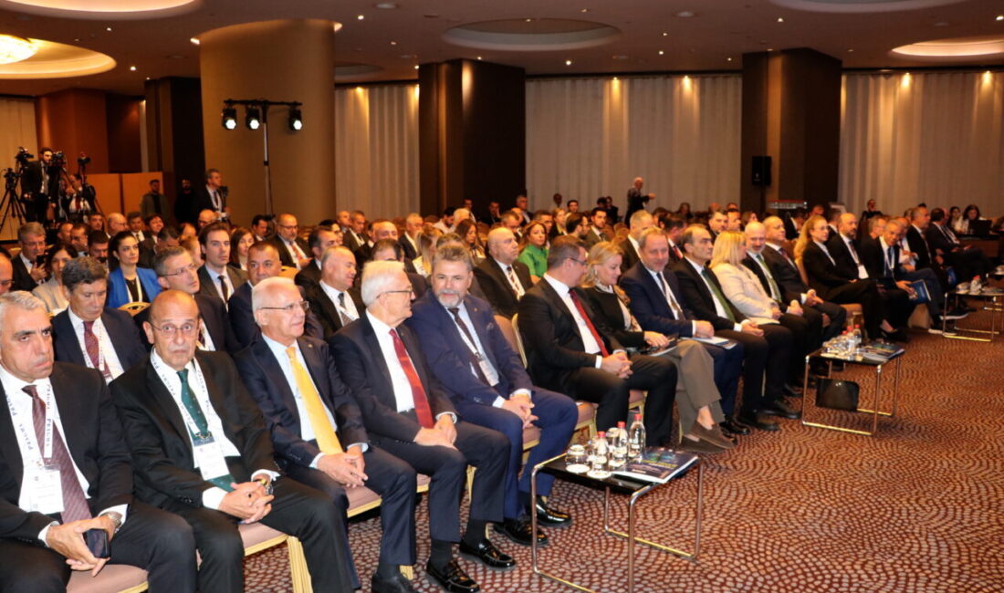 İZMİR (AA) – İzmir'de, Ege Sanayicileri ve İş İnsanları Derneği