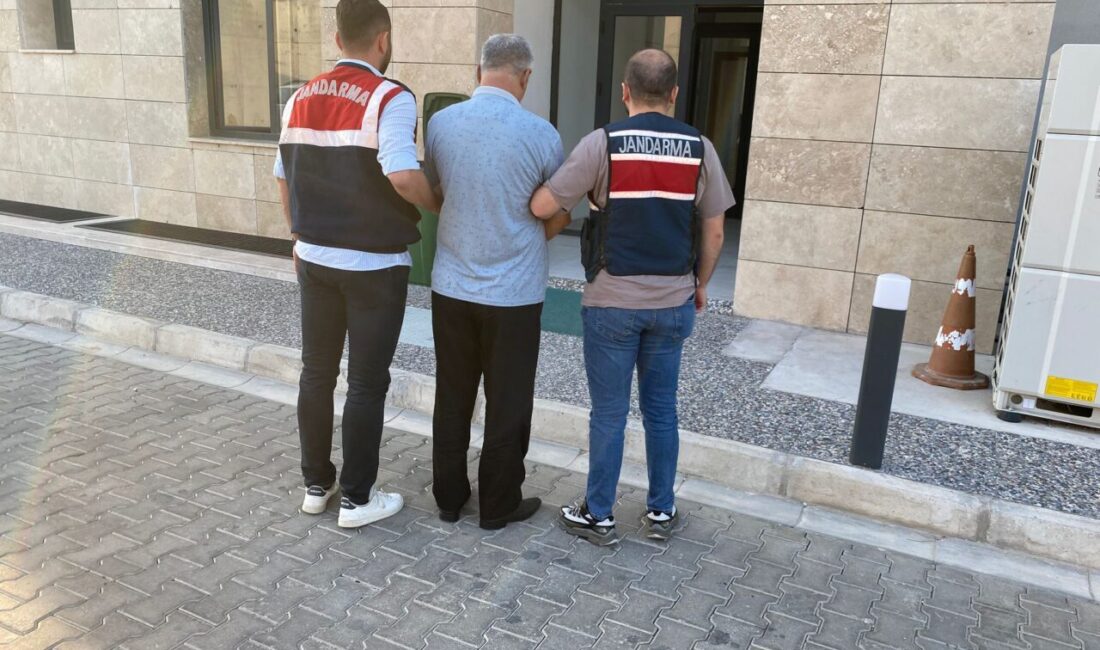 İZMİR (AA) – İzmir'de terör örgütü DEAŞ'a yönelik operasyonda 4