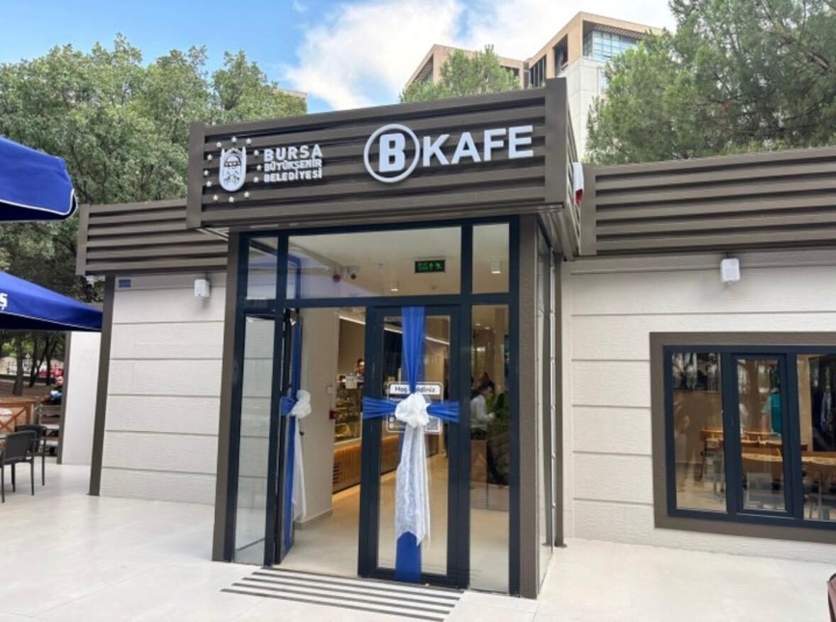 - Karmod Prefabrik Satış Müdürü Yusuf Aktaş:
- "Saha inşa süreçlerini