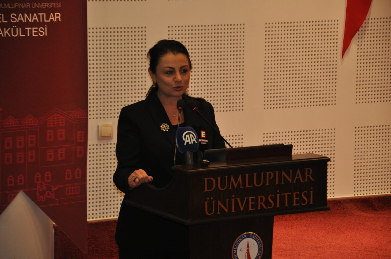 KÜTAHYA (AA) – Kütahyalı ressam, neyzen ve minyatürist Ahmet Yakupoğlu'nun