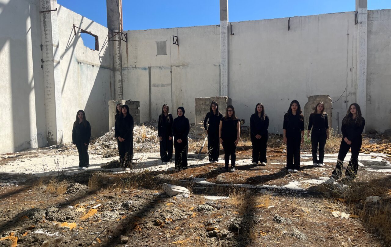 KÜTAHYA (AA) – Kütahya'da lise öğrencileri, İsrail'in saldırıları altında bulunan