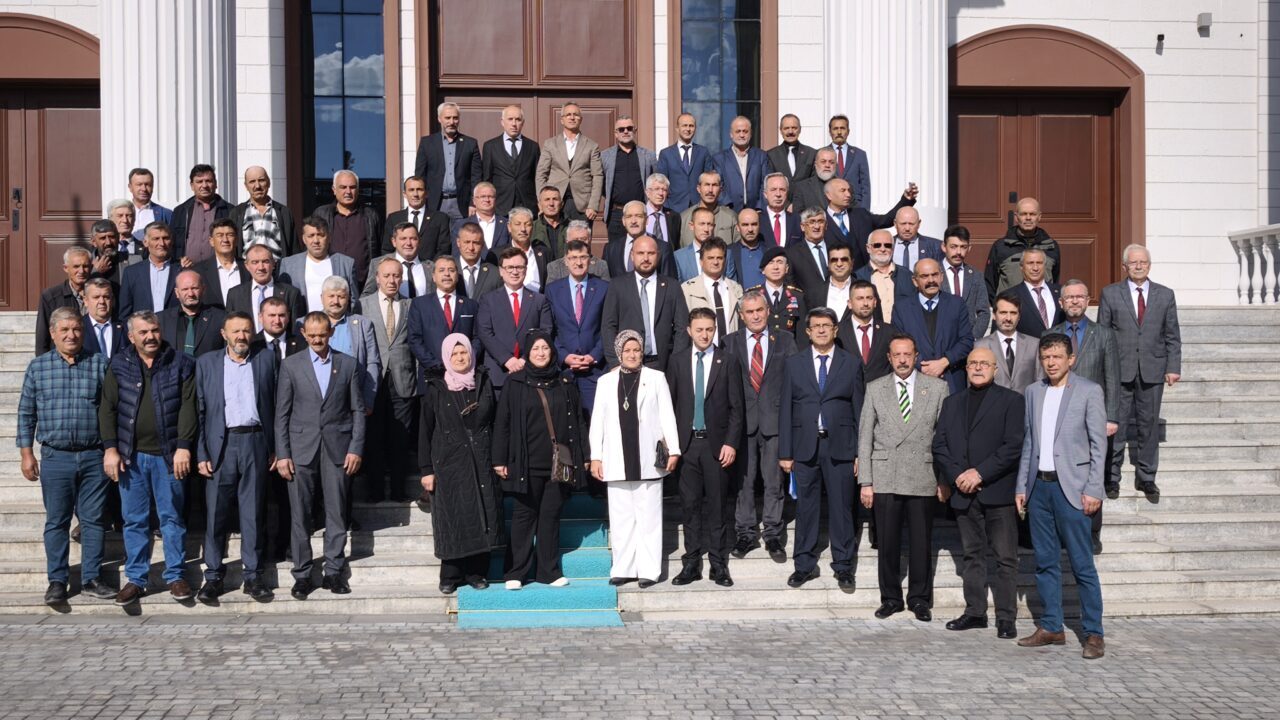 KÜTAHYA (AA) – Kütahya'da 19 Ekim Muhtarlar Günü dolayısıyla tören