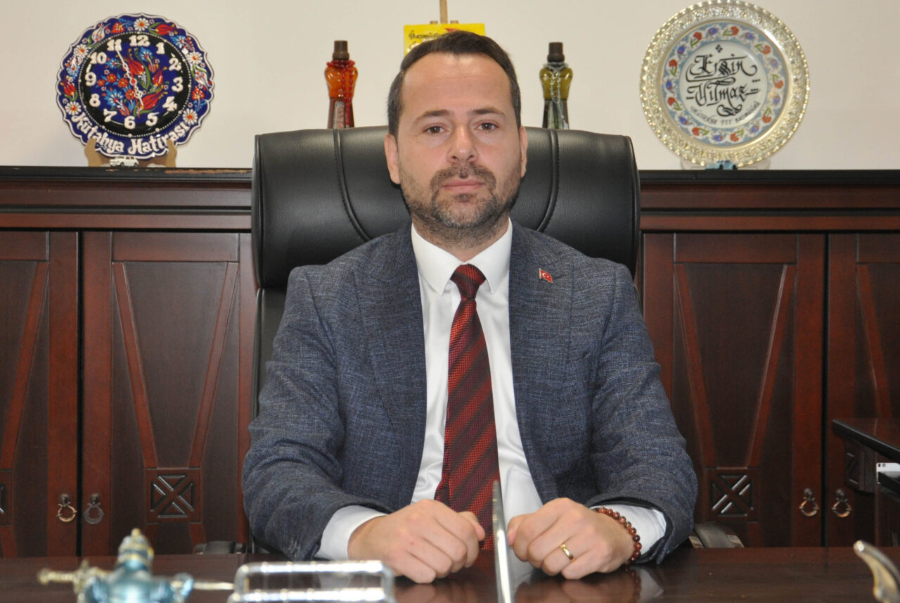 KÜTAHYA (AA) – Kütahya'da PTT’nin kuruluşunun 185. yıldönümü kutlandı. Kutlamalar