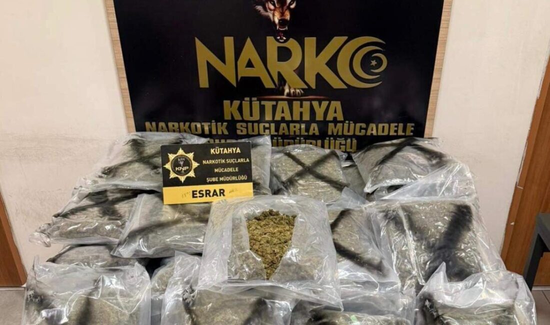 KÜTAHYA (AA) – Kütahya'da vakumlu torbalar içinde 33 kilo 300