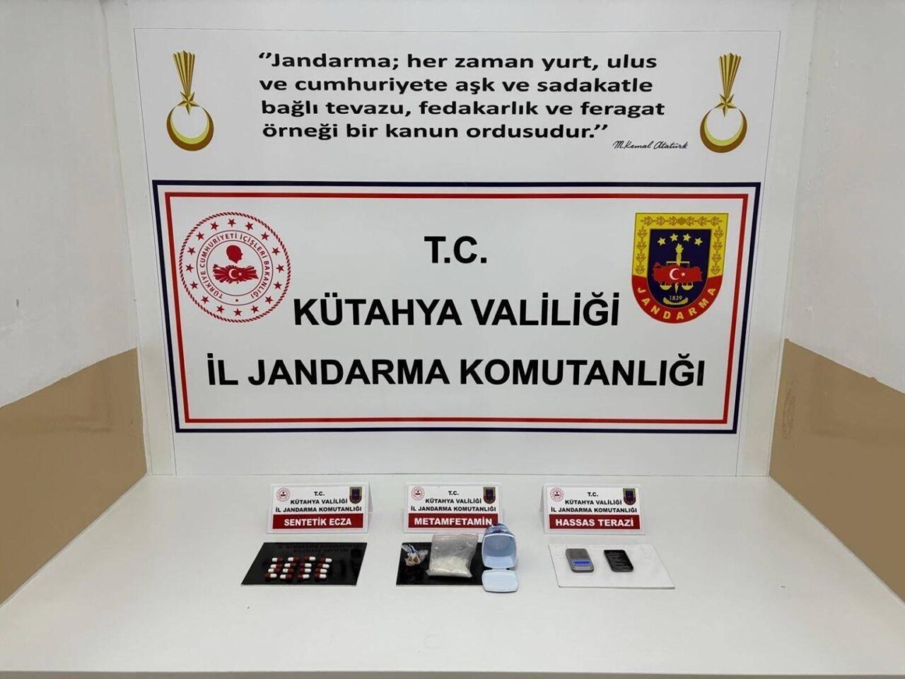 KÜTAHYA (AA) – Kütahya'da, uyuşturucu operasyonunda gözaltına alınan zanlı tutuklandı.