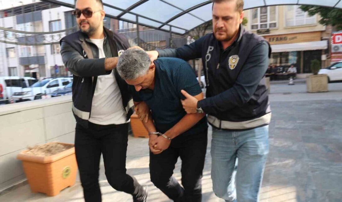 Eskişehir’de market içerisinde çocuğunu tekmeleyen ve ifadesinde, “Çok hareketli bir