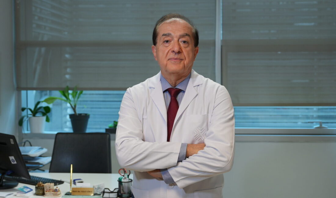- Medipol Mega Üniversite Hastanesi Gastroenteroloji Uzmanı Prof. Dr. Vedat