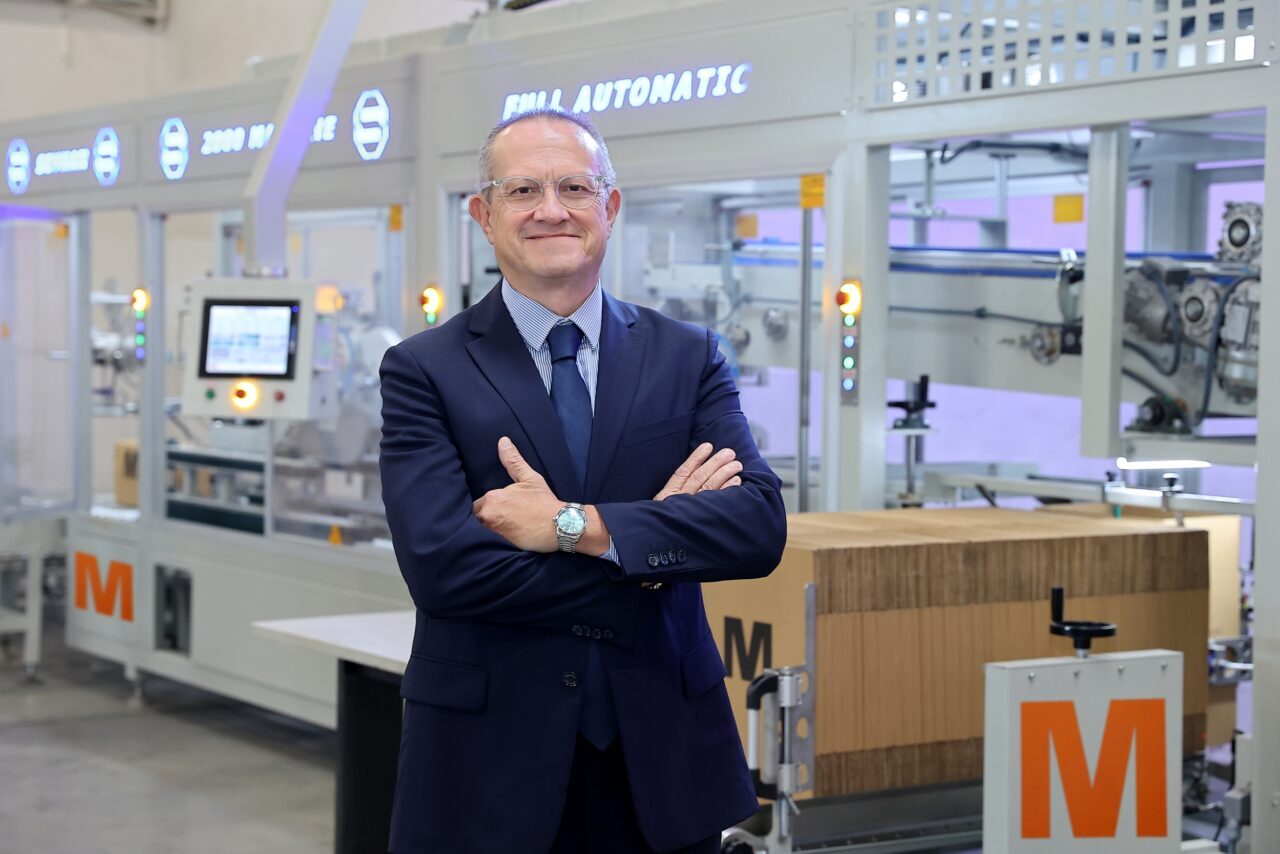 - Migros Grubu Pazarlama İcra Kurulu Üyesi Ekmel Baydur:
- "Tüketici