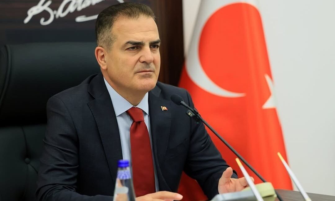 MUĞLA (AA) – Muğla Valisi İdris Akbıyık, eski tip sürücü