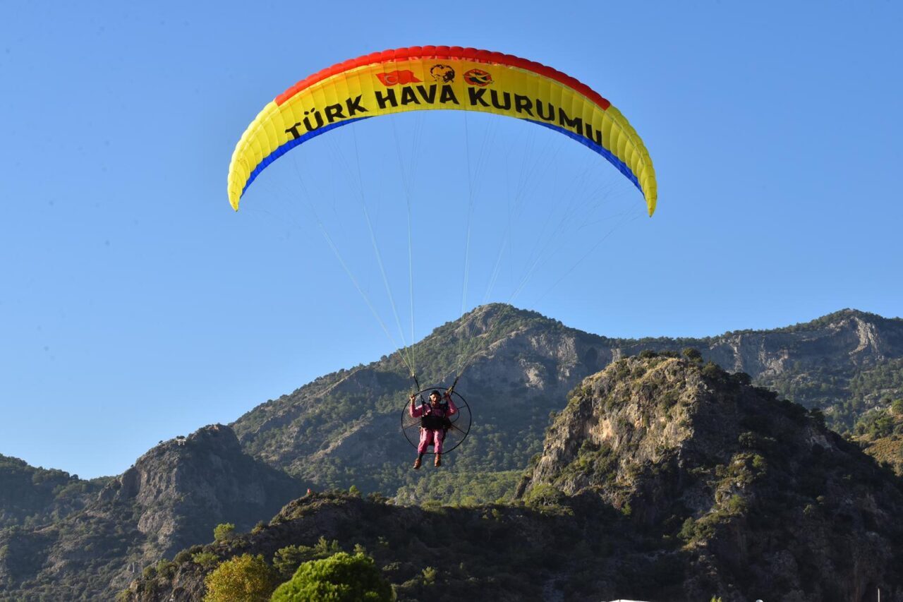 MUĞLA (AA) – Muğla’nın Fethiye ilçesinde düzenlenen “25. Uluslararası Ölüdeniz