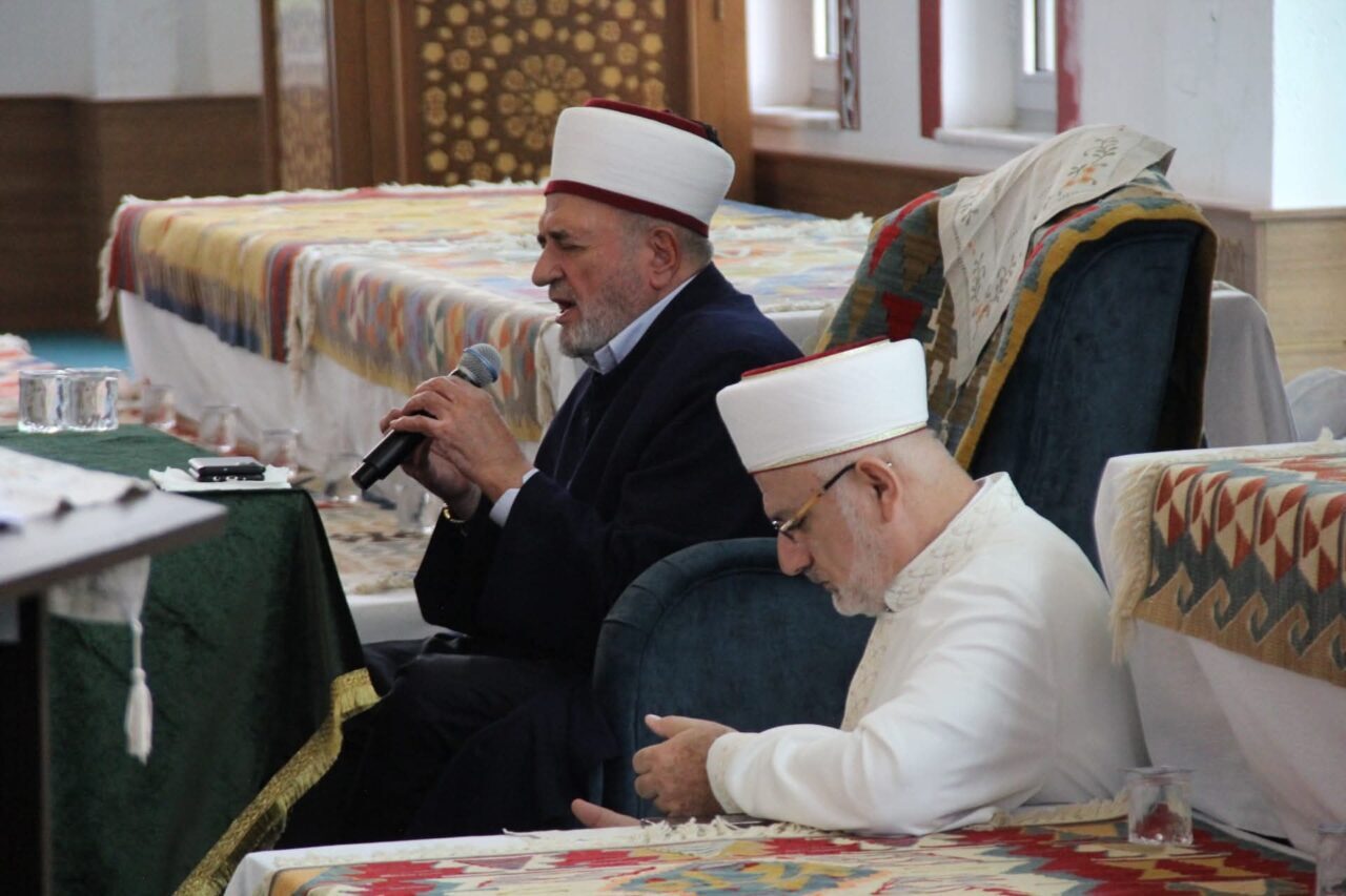 MUĞLA (AA) – Muğla’da hafızlığını tamamlayan 34 öğrenci için icazet