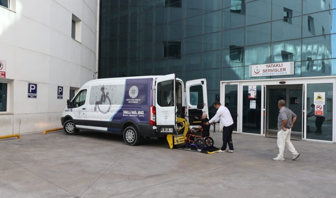 MUĞLA (AA) – Muğla'da, Büyükşehir Belediyesi tarafından 13 ilçede görev