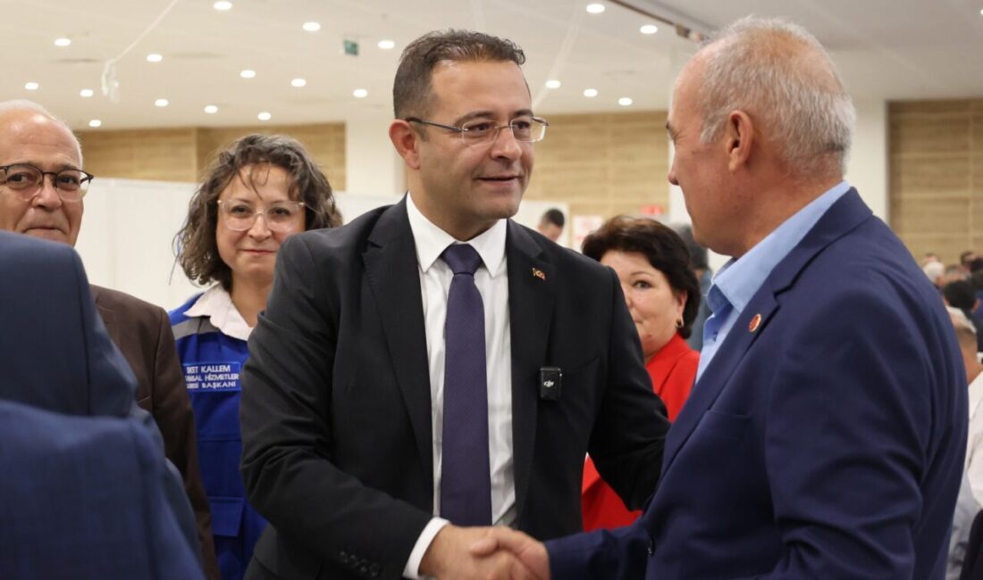 MUĞLA (AA)- Muğla'da, "Muhtarlar Günü" dolayısıyla Büyükşehir Belediyesince gerçekleştirilen programda,