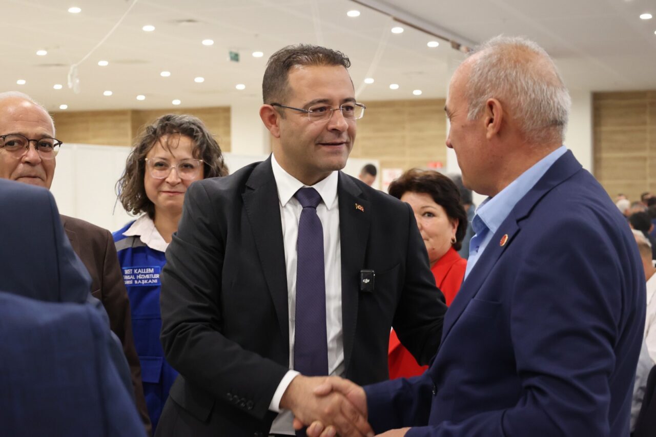MUĞLA (AA)- Muğla'da, "Muhtarlar Günü" dolayısıyla Büyükşehir Belediyesince gerçekleştirilen programda,