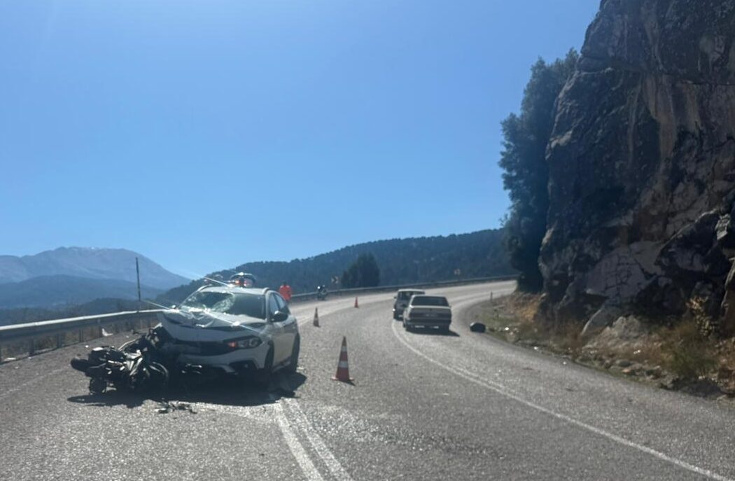 MUĞLA (AA) – Muğla'nın Seydikemer ilçesinde otomobille çarpışan motosikletin sürücüsü