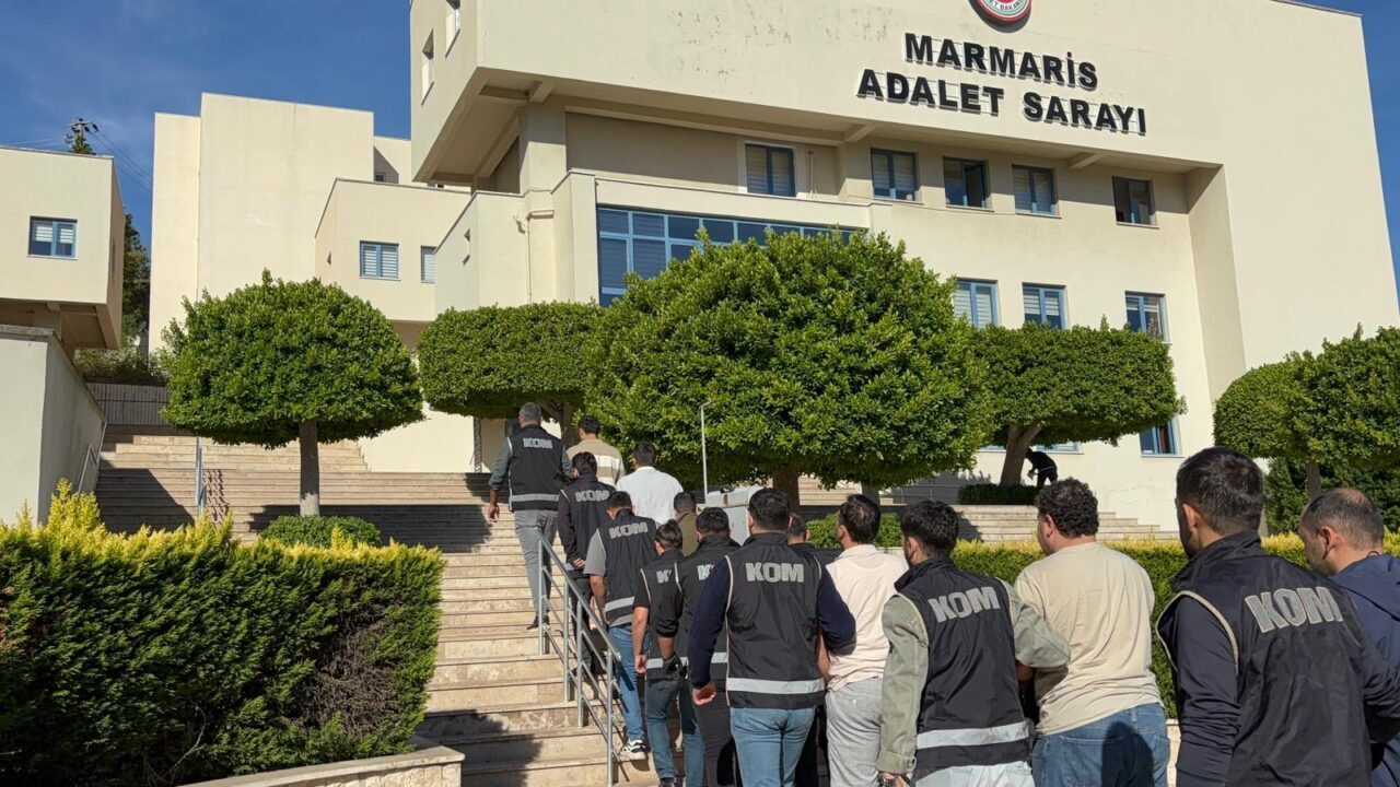 MUĞLA (AA) – Muğla'nın Marmaris ilçesinde tekneyle yurt dışına kaçmaya