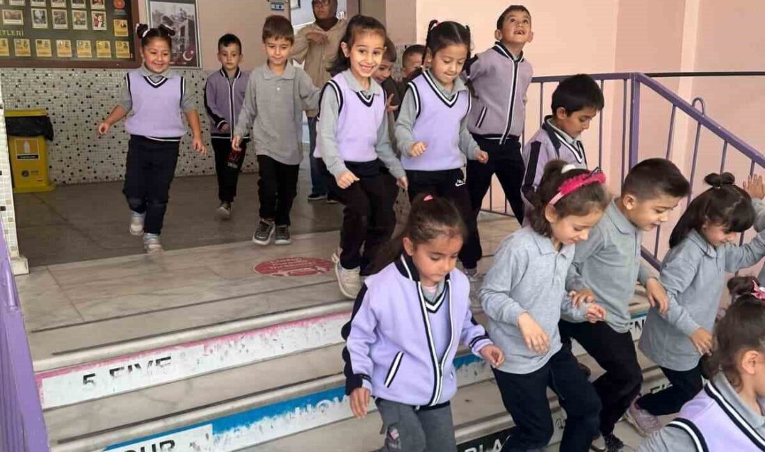 Afyonkarahisar’ın Şuhut ilçesinde Cumhuriyet İlkokulu’nda, “Yeşil Vatan-Benim Okulum Geleceğe Çare”