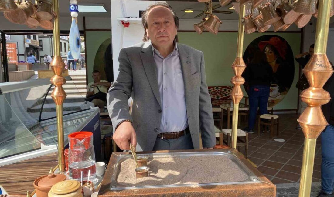 Eskişehir’de hem kent sakinleri hem de turistler Osmanlı’dan günümüze kadar