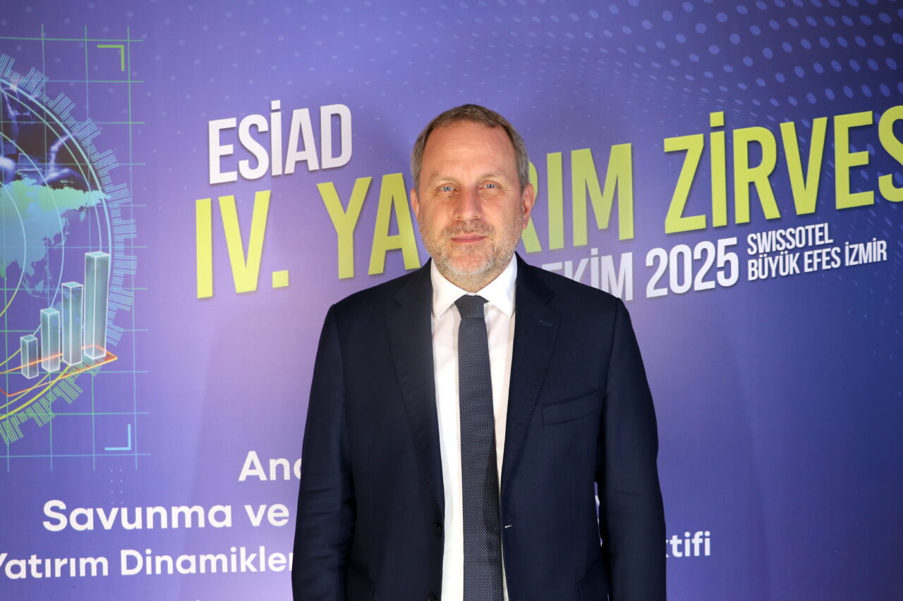 - Brezilya'ya KTJ-3200 Turbojet Füze Motoru ihracatıyla Türk savunma sanayisi