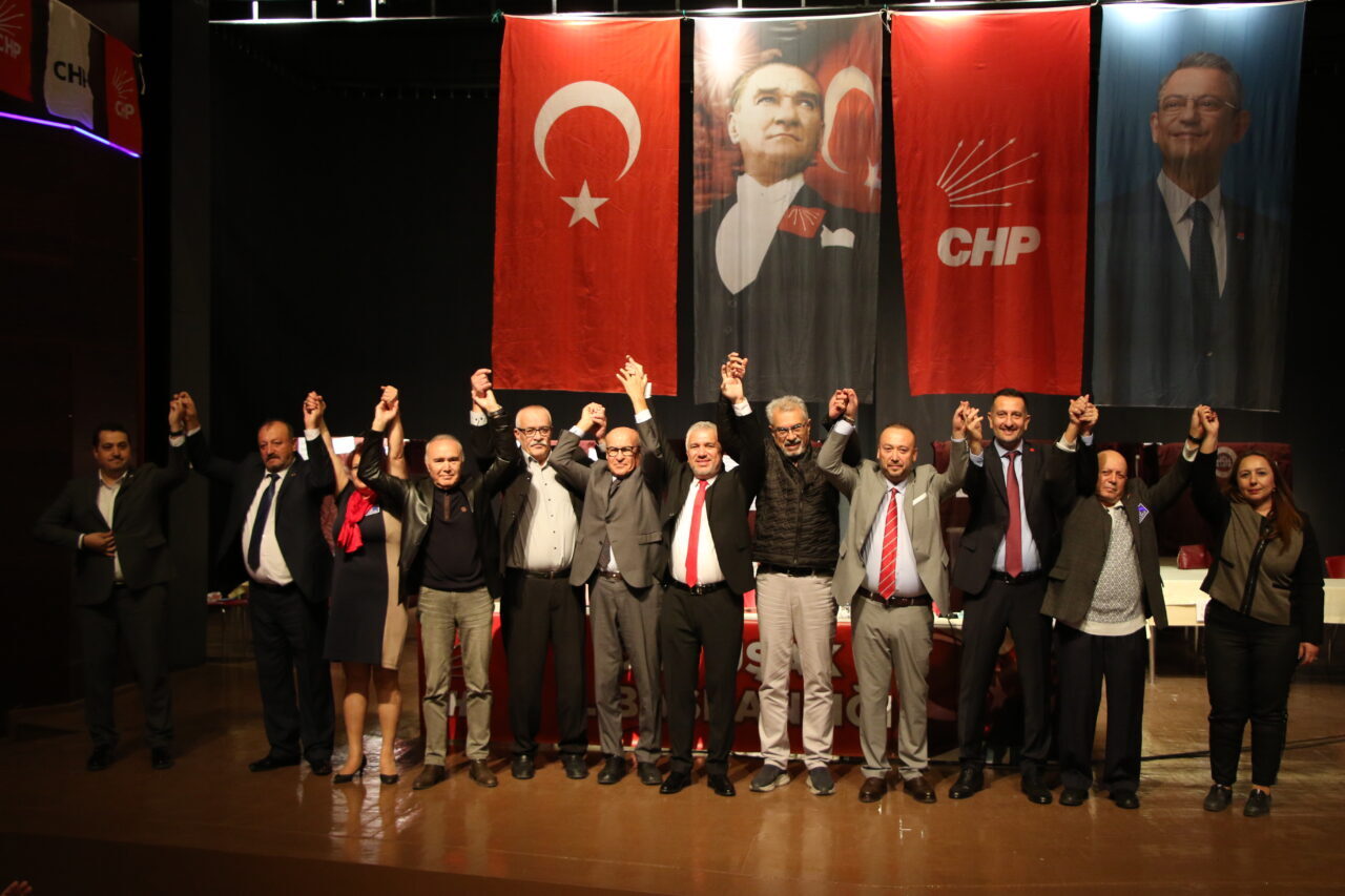 UŞAK (AA) – CHP Uşak İl Başkanlığı görevine Celalettin Çoban