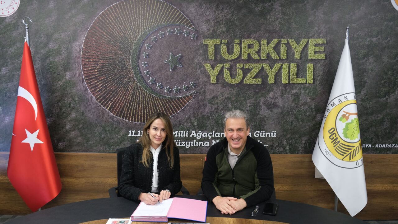 - Yıldızlar Yatırım Holding Grup Kurumsal İletişim Müdürü Handan Geçer:
-