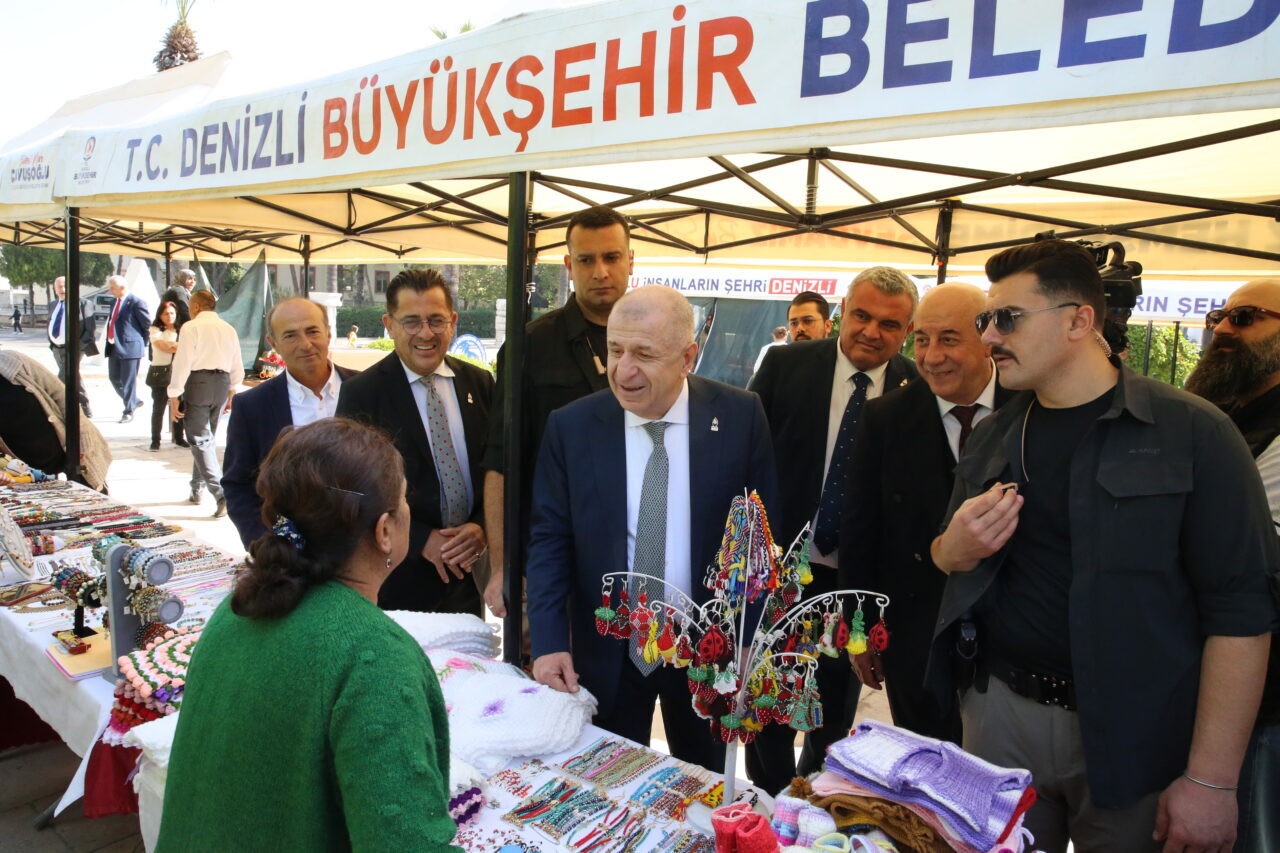 DENİZLİ (AA) – Zafer Partisi Genel Başkanı Ümit Özdağ, Denizli'de