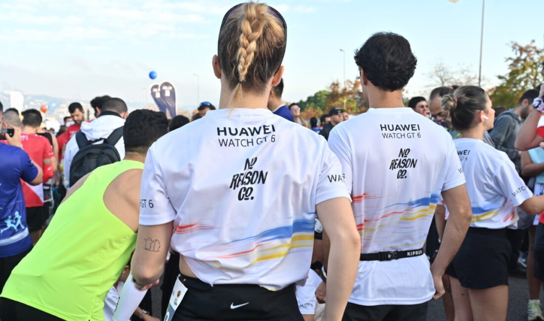 - Türkiye İş Bankası 47. İstanbul Maratonu'nda binlerce koşucu, yarış