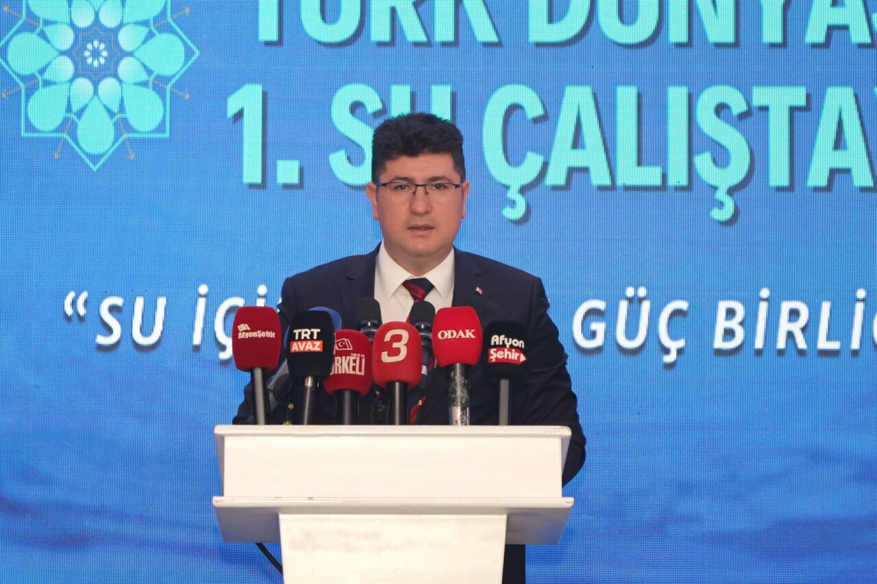 AFYONKARAHİSAR (AA) – Afyonkarahisar'da Su Vakfı, Gaye Vakfı ve Akademi
