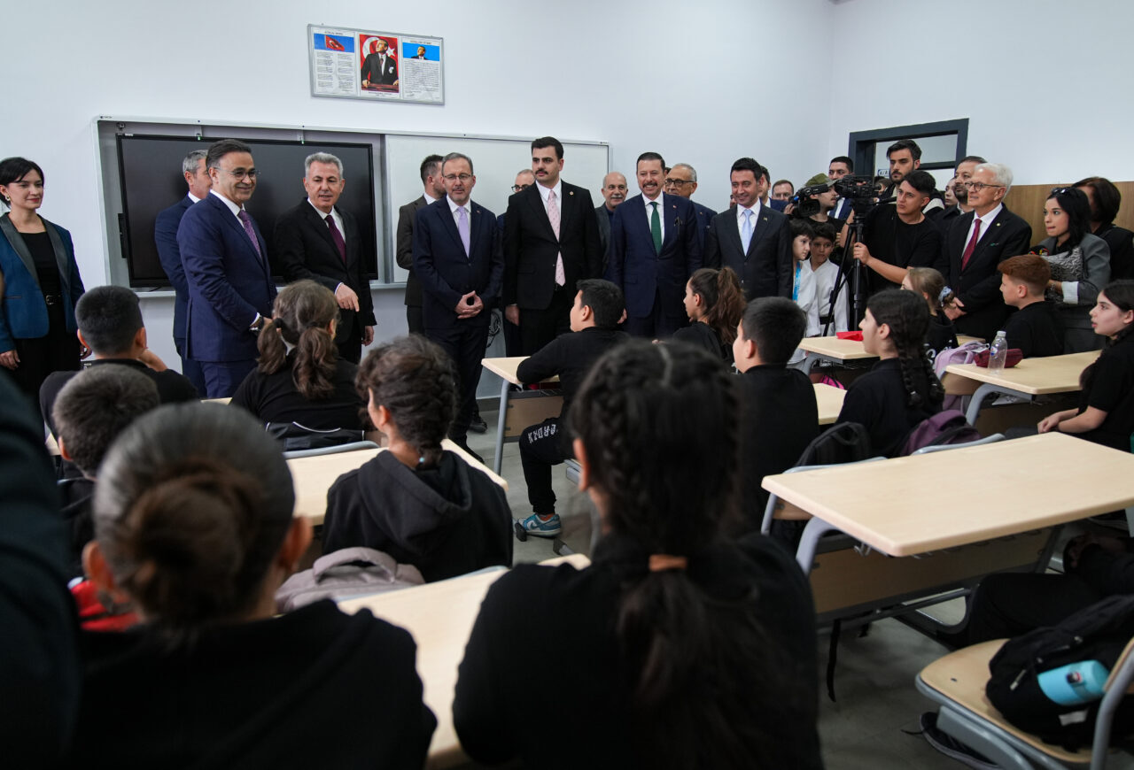 - "2002 öncesinde lisede okullaşma oranımız yüzde 50'nin altındaydı. Bugün