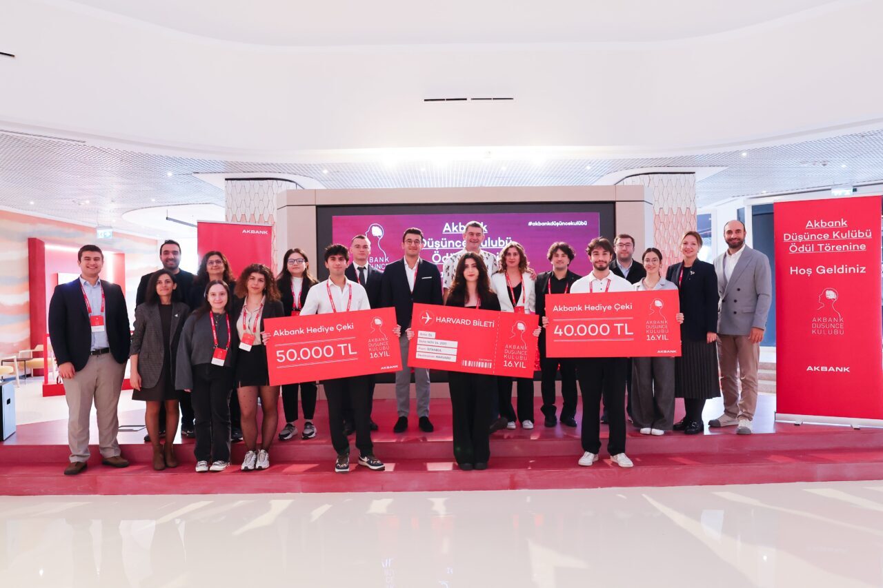 İSTANBUL (AA) – Akbank'ın gençlerin fikir geliştirme potansiyelini desteklemek amacıyla