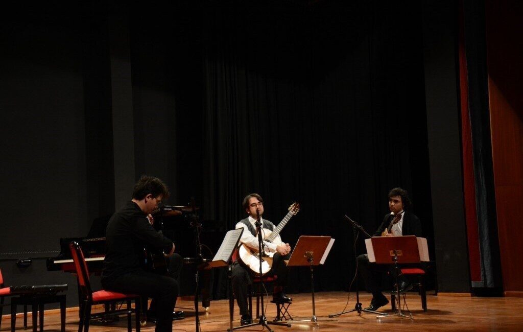 Anadolu Üniversitesi Devlet Konservatuvarı Müzik Bölümü, modern gitar müziğinin öncüsü