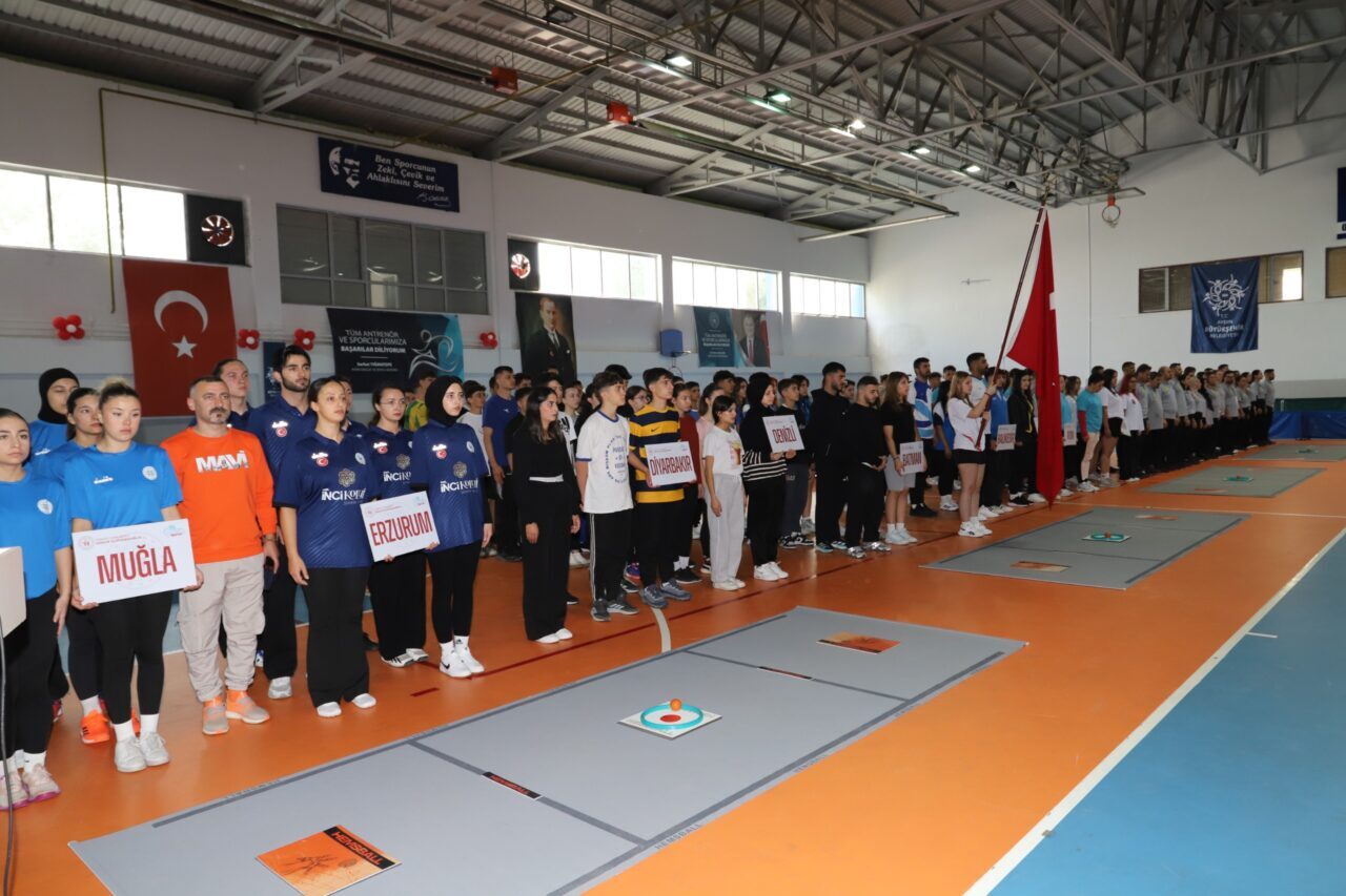 AYDIN (AA) – Aydın'ın Nazilli ilçesinde 30 takım ve 140