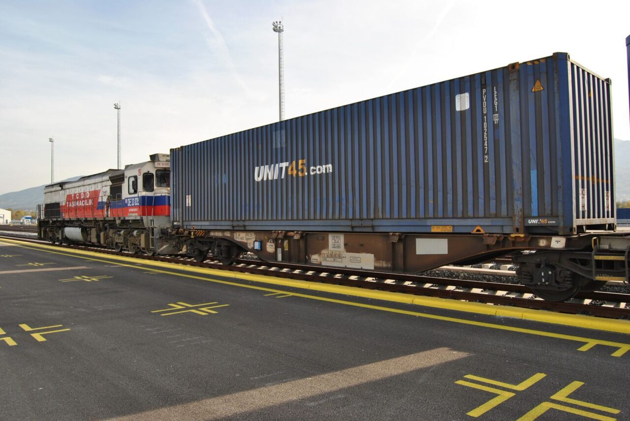 - Railport Genel Müdürü Fatih Yılmazkarasu:
- "Bu operasyon, intermodal taşımacılığın