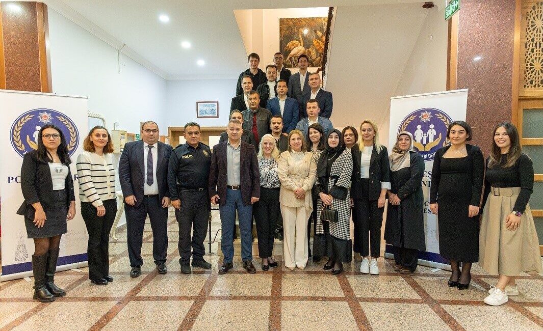 Bilecik’te Polis Eşleri Derneği üyeleri, motivasyon artırıcı ve bilgilendirme programında