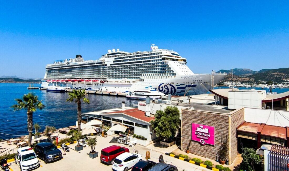 MUĞLA (AA) – Bodrum Cruise Port'un 2025 sezonunda yaklaşık 276
