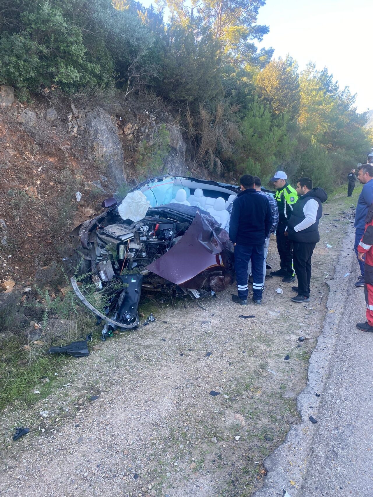 MUĞLA (AA) – Muğla'nın Bodrum ilçesinde, tırla otomobilin çarpışması sonucu