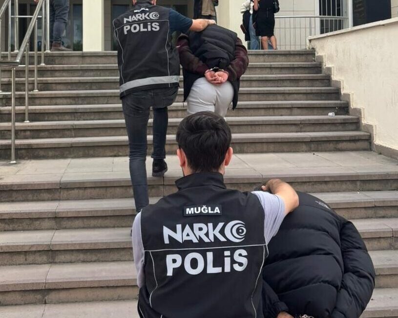 MUĞLA (AA) – Muğla'nın Bodrum ilçesinde uyuşturucu operasyonunda gözaltına alınan