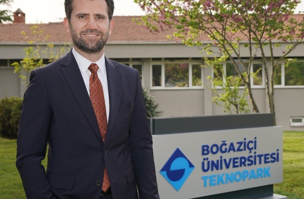 - Boğaziçi Üniversitesi Rektörü Prof. Dr. Mehmet Naci İnci:
- "Boğaziçi